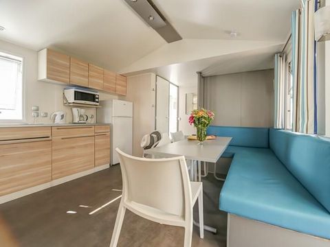 MOBILHOME 6 personnes - Mobil-home Bois CONFORT 31m² (3 chambres) Quartier piéton + terrasse 18m² + TV + Nespresso