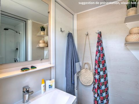 MOBILHOME 4 personnes - Homeflower PREMIUM 35m² (3 chambres) + CLIM + terrasse semi-couverte + lave-vaisselle + TV