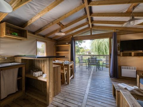 Lodge 5 personnes - Sweetflower Lodge Premium 32m² - 2 chambres + terrasse couverte +TV 4/5 pers