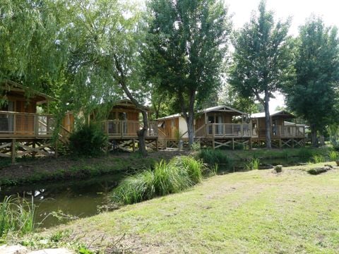 LODGE 5 personnes - Sweetflower Lodge Premium 32m² - 2 chambres + terrasse couverte +TV 4/5 pers