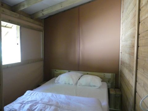 LODGE 5 personnes - SWEETFLOWER PREMIUM Lodge sur pilotis en bois et canvas, 2 chambres