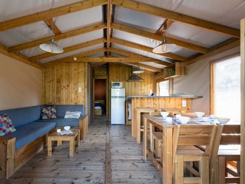 Lodge 5 personnes - Sweetflower Lodge Premium 32m² - 2 chambres + terrasse couverte +TV 4/5 pers
