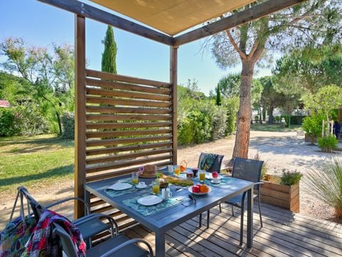 Mobilhome 4 personnes - Mobil-home ORANGER Premium 33m2 (2 chambres) terrasse couverte 19m2- 2 SDB + LV + TV + Climatisation 1/5 pers