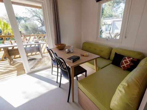 Mobilhome 4 personnes - Mobil-Home HIBISCUS Premium 32m² (2 chambres) - terrasse couverte 8 m² - TV - LV - Climatisation 4 pers