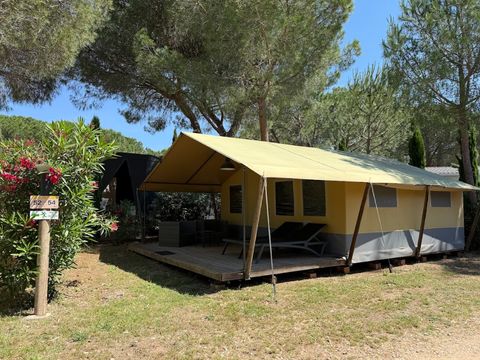 TENTE TOILE ET BOIS 5 personnes - Safari Lodge 37 m2 (sans sanitaires), 2 Chambres, terrasse couverte 1/5 pers