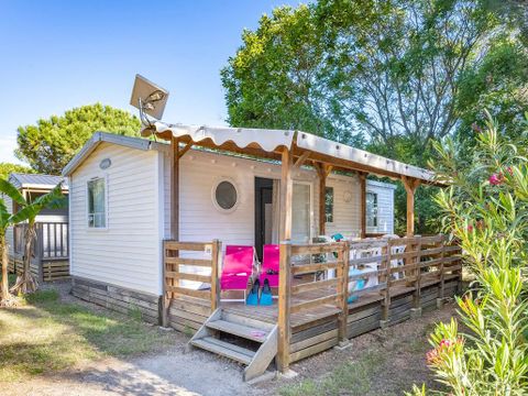 Flower Camping Le Mas de Mourgues - Camping Gard - Image N°11