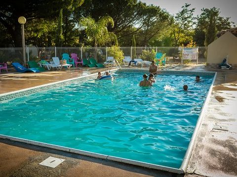 Flower Camping Le Mas de Mourgues - Camping Gard