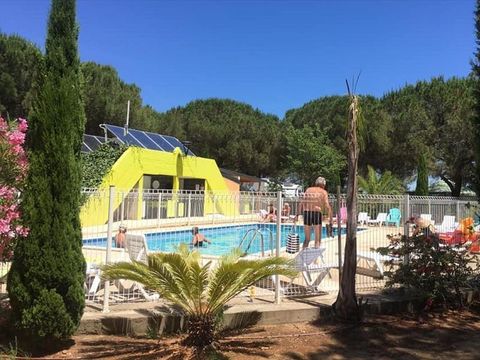 Flower Camping Le Mas de Mourgues - Camping Gard