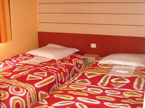 MOBILHOME 4 personnes - CONFORT