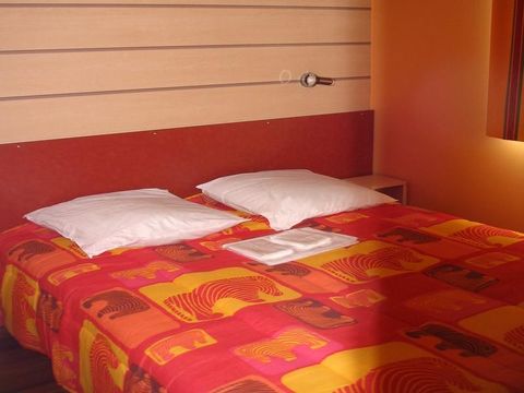 MOBILHOME 4 personnes - CONFORT