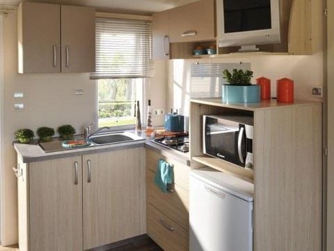 MOBILHOME 5 personnes - LOFT avec Terrasse couverte et climatisation (4 adultes maxi) - 2 Chambres.