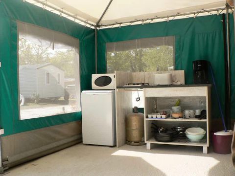 Bungalow toilé 4 personnes - 3 Pièces 4 Personnes Sans Sanitaires