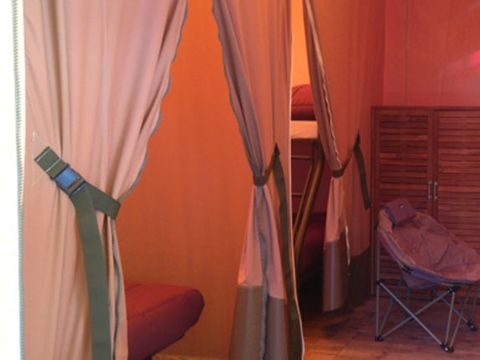 TENTE TOILE ET BOIS 5 personnes - VICTORIA, sans sanitaires