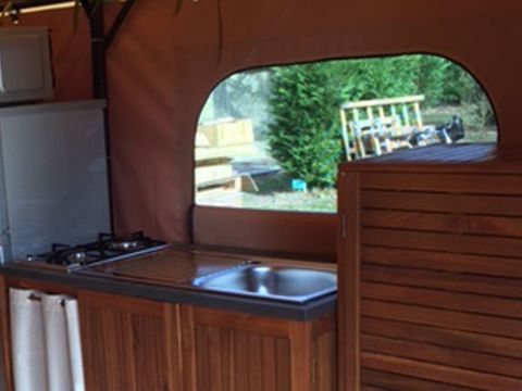 TENTE TOILE ET BOIS 5 personnes - VICTORIA, sans sanitaires