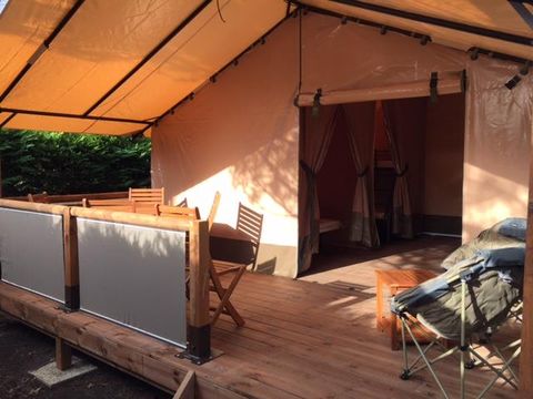 TENTE TOILE ET BOIS 5 personnes - VICTORIA, sans sanitaires