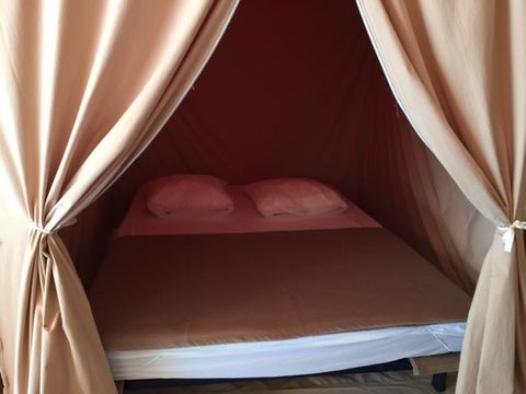 TENTE TOILE ET BOIS 5 personnes - CANADA, sans sanitaire