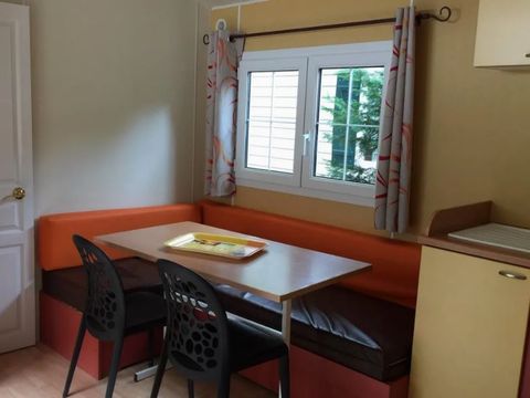 MOBILHOME 6 personnes - FAMILIAL, avec sanitaires