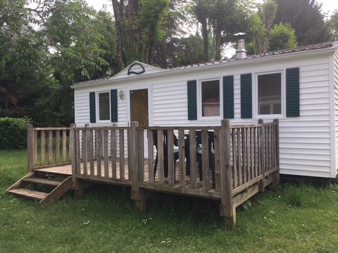 MOBILHOME 5 personnes - OPHEA 28m² + terrasse (5ème personne sur banquette, ne se déplie pas)