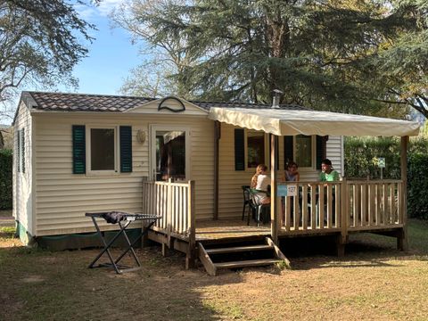 MOBILHOME 5 personnes - OPHEA 28m² + terrasse (5ème personne sur banquette, ne se déplie pas)