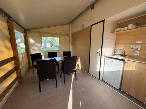 Tente en toile et en bois 5 personnes - TITHOME 20m² - 2 chambres