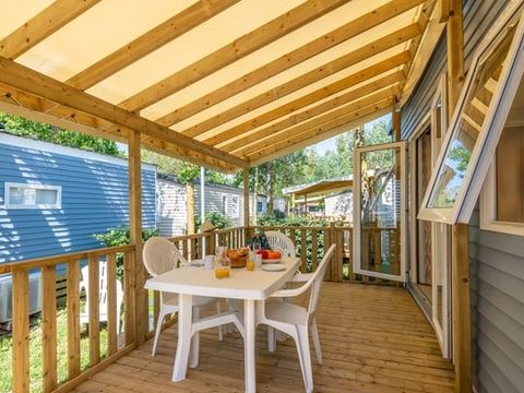 Mobilhome 6 personnes - Comfort XL | 3 Ch. | 6 Pers. | Terrasse surélevée | Clim. | TV