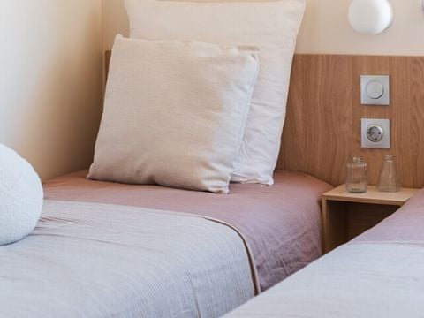 MOBILHOME 4 personnes - Mobil-home Ciela Prestige - 2 chambres dont 1 suite parentale - draps, serviettes et barbecue inclus
