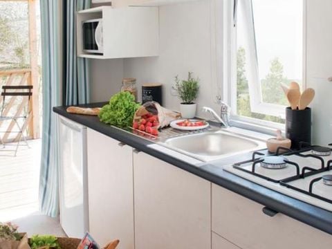 MOBILHOME 5 personnes - Loggia 27m² - Clim/TV - Samedi