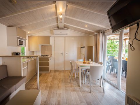 Mobilhome 8 personnes - MH4 BIEN-ETRE 38 m²