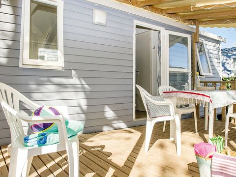 Mobilhome 4 personnes - Mobil-home | Comfort XL | 2 Ch. | 4 Pers. | Terrasse surélevée | Clim.
