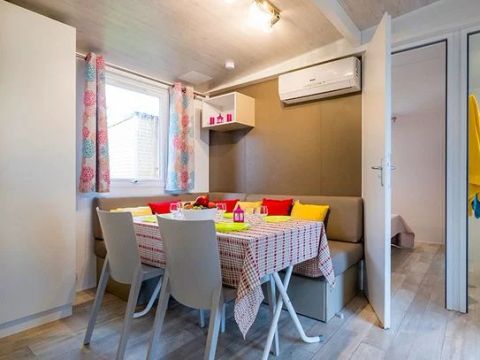 Mobilhome 6 personnes - Mobil-home | Comfort XL | 2 Ch. | 4/6 Pers. | Terrasse surélevée | Clim.