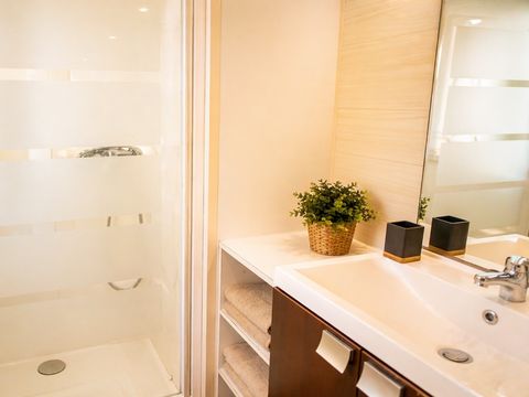 MOBILHOME 6 personnes - Mobil Home 3ch 6pers