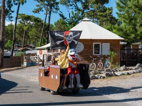 Camping Club Les Tourterelles 4* - MS VACANCES - Camping Landes