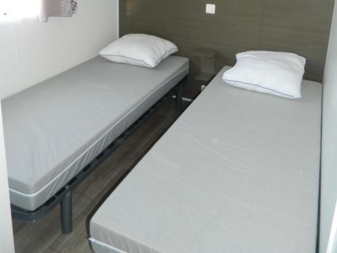 MOBILHOME 8 personnes - Mobil home Confort 36m² (4 chambres) + Terrasse 8 pers