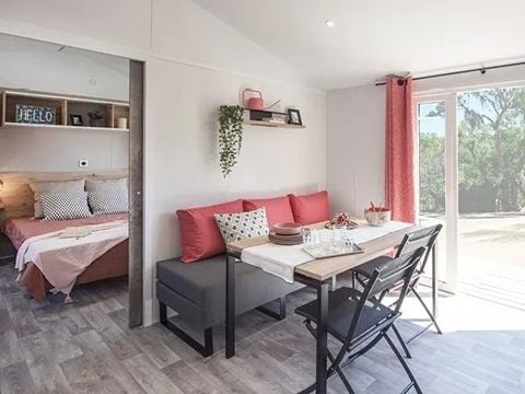MOBILHOME 6 personnes - PMR Premium 31m² (2 chambres) + Terrasse
