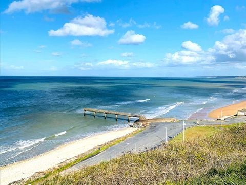 Flower Camping Omaha Beach - Camping Calvados - Image N°38