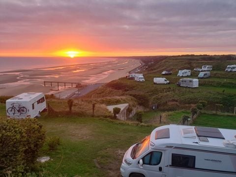 Flower Camping Omaha Beach - Camping Calvados - Image N°2