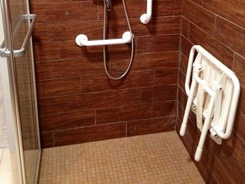 APPARTEMENT 8 personnes - T4 - PMR