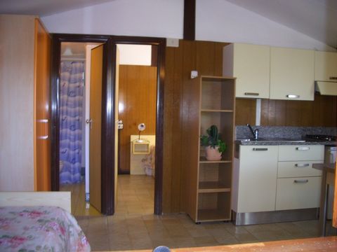 BUNGALOW 4 personnes - Bungalow B5 (deux pièces)