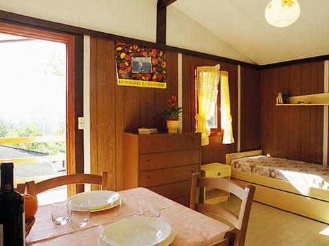 BUNGALOW 4 personnes - Bungalow B5 (deux pièces)