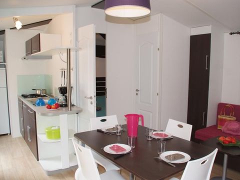 MOBILHOME 8 personnes - MOBIL-HOME STANDARD SANS CLIMATISATION 3 chambres, 32 m²