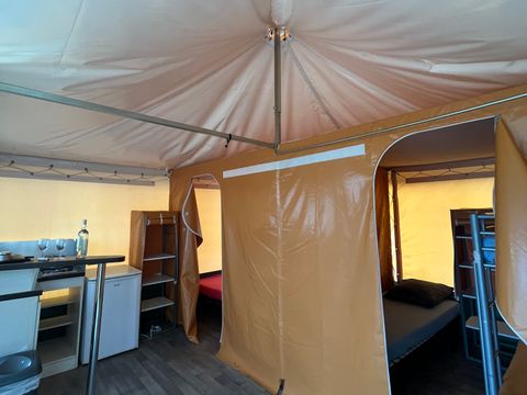 BUNGALOW TOILÉ 5 personnes - Bungalow Toilé Confort 20m² 2 chambres - sanitaire individuel extérieur + Auvent - sans clim 1/5 pers