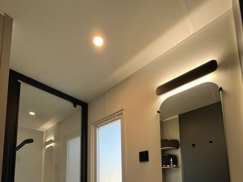 MOBILHOME 6 personnes - NEW // Mobil home Premium 32 M2 2 chambres Clim TV lave vaisselle