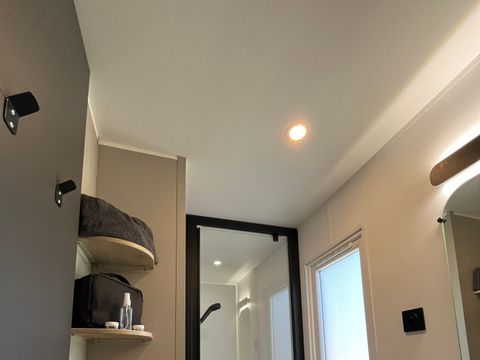 MOBILHOME 6 personnes - NEW // Mobil home Premium 32 M2 2 chambres Clim TV lave vaisselle