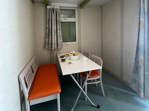 CHALET 8 personnes - Chalet Double Standard 35m² 4 chambres - sans clim 1/8 pers