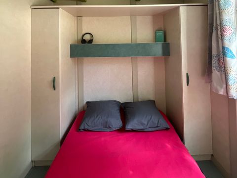 CHALET 8 personnes - Chalet Double Standard 35m² 4 chambres - sans clim 1/8 pers