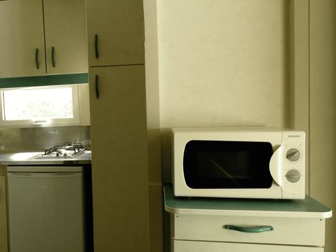 CHALET 8 personnes - Chalet Double Standard 35m² 4 chambres - sans clim 1/8 pers