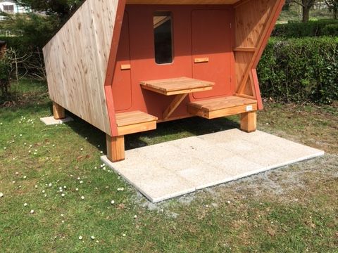 Hébergement 2 personnes - Cabane randonneurs 4m2 +couette et oreillers fournis (sans sanitaire)