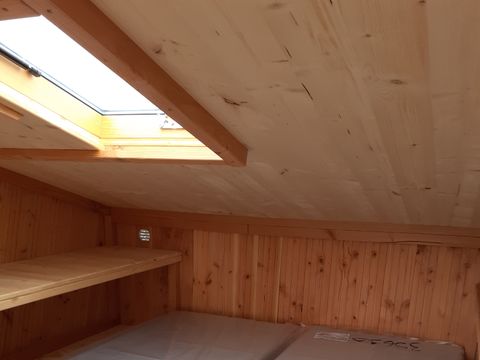 Hébergement 2 personnes - Cabane randonneurs 4m2 +couette et oreillers fournis (sans sanitaire)