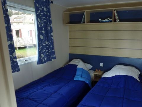 MOBILHOME 5 personnes - Mobil-home standard 29 m2 (2ch-4/5 pers) + TV + terrasse 4/5 pers