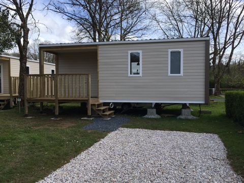 Mobilhome 4 personnes - Confort 24 m² - 2 chambres-4 - Pers - TV - Terrasse